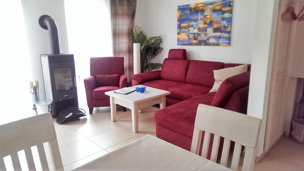 Villa Haus Annette Glowe Zimmer foto